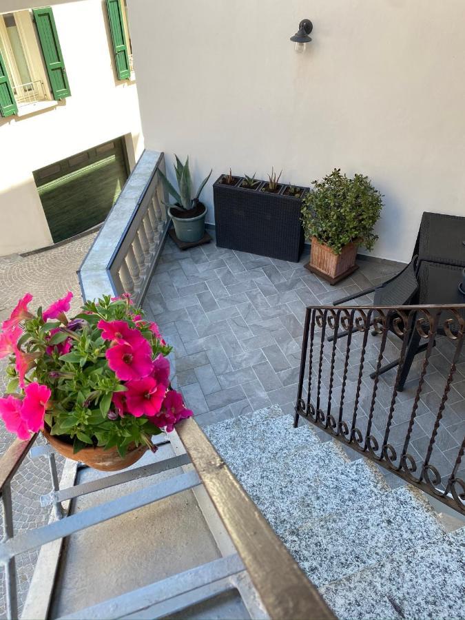 La Casa Di Andrea Apartment Gardone Riviera Exterior photo